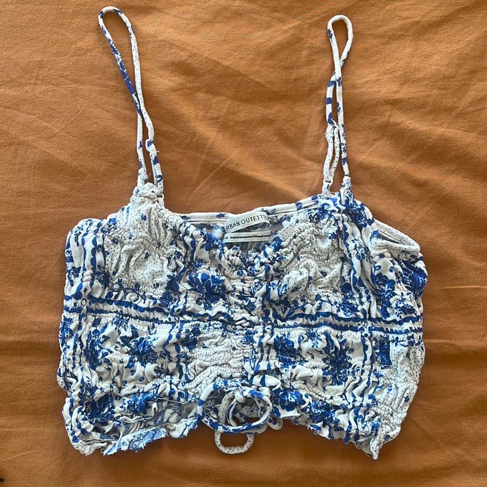 UO urban outfitters crop tank